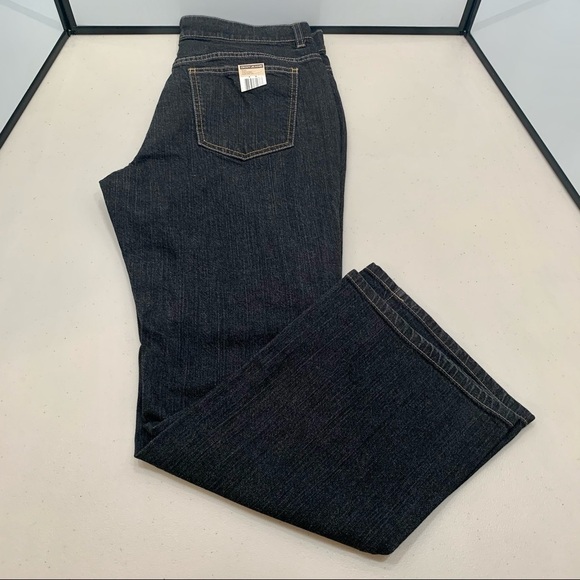 DKNY JEANS SOHO JEANS New With Tags Size 12R Slight Low Rise, Boot Cut & Zip Fly - Picture 1 of 13